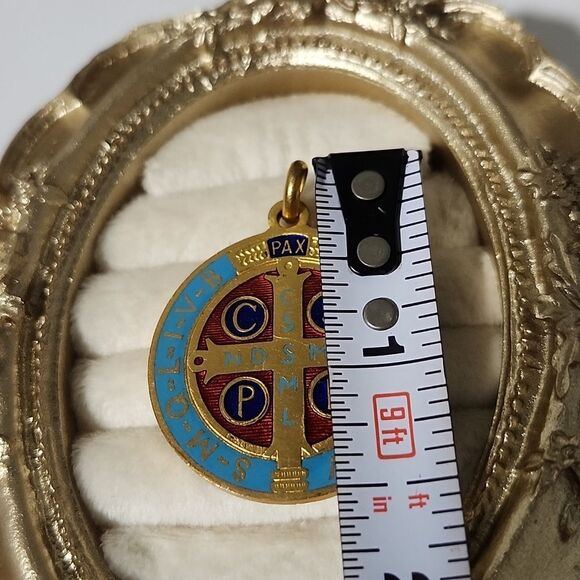 Vintage Catholic Religious Saint St Benedict Medal Token Charm Pendant Italy - Picture 3 of 3